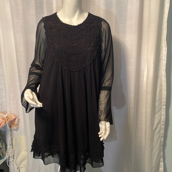 Black Altar’d State dress - Picture 1 of 3